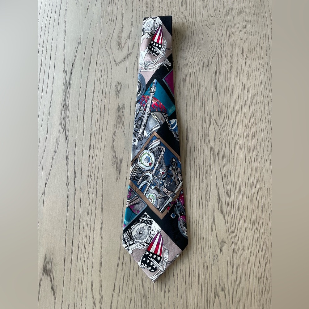 Men’s Nicole Miller Designer Collectible Tie